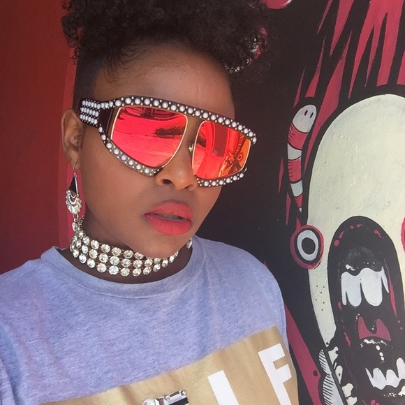 Madonna Shades - Picture 3 of 7